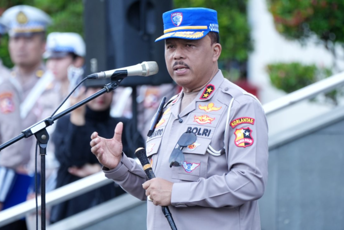 peran polisi lalu lintas dalam kehidupan sehari-hari