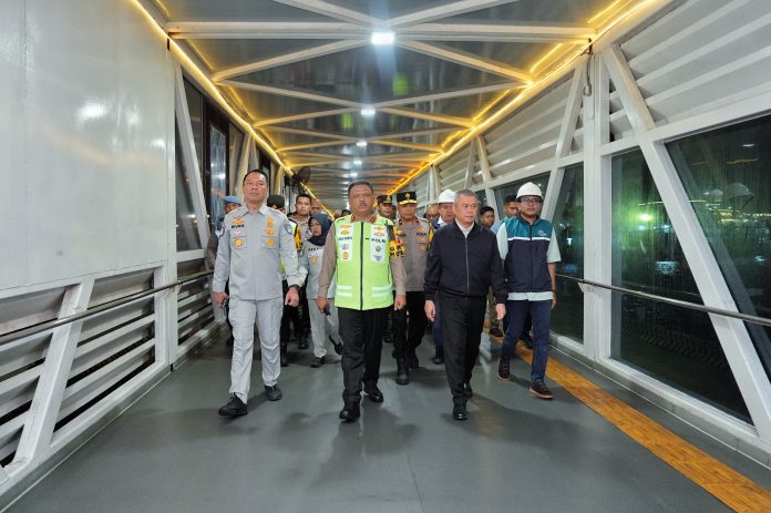 Kakorlantas - Menhub tinjau kesiapan Mudik 2025 di Pelabuhan Merak