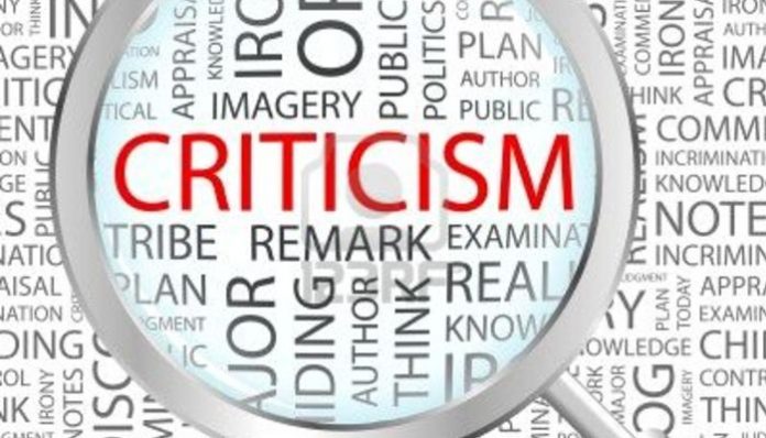 pengertian tentang kritik