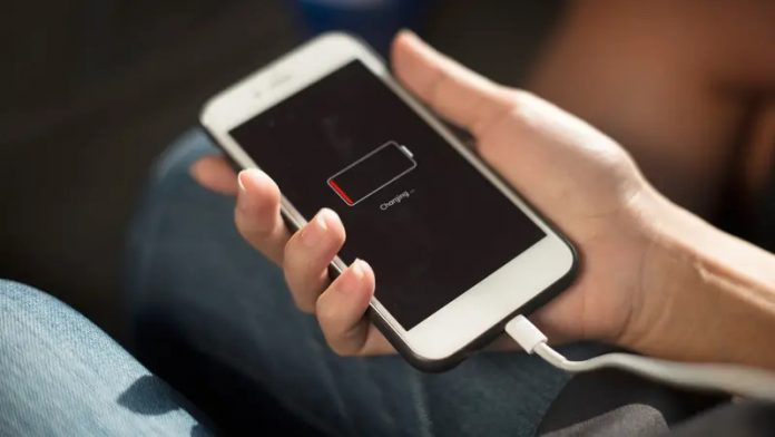 tips baterai handphone awet selama mudik lebaran 2024